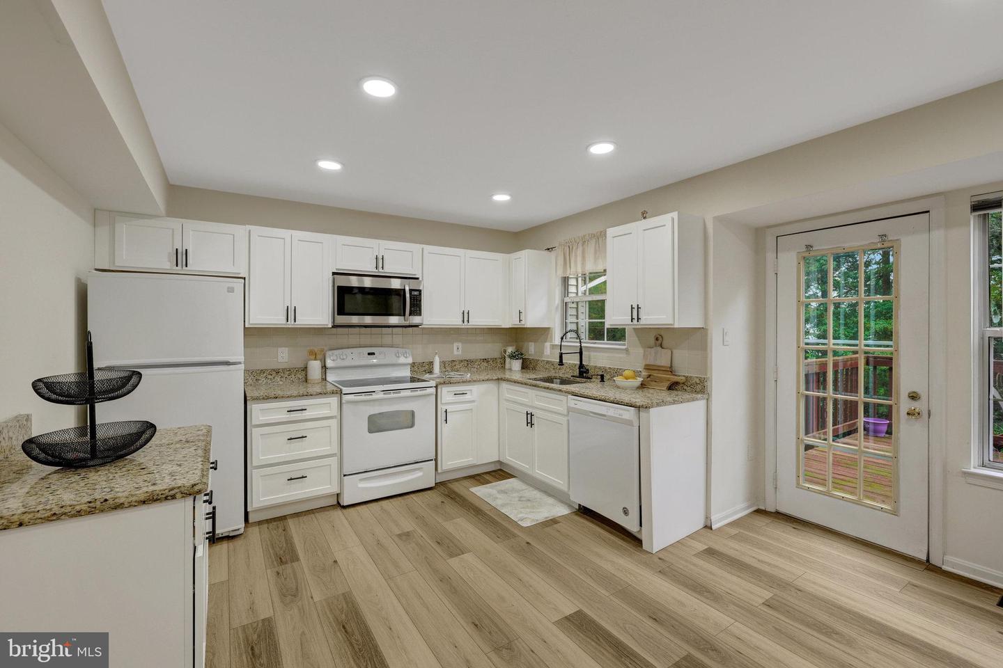 21850 GOLDSTONE TER, STERLING, Virginia 20164, 3 Bedrooms Bedrooms, ,2 BathroomsBathrooms,Residential,For sale,21850 GOLDSTONE TER,VALO2096668 MLS # VALO2096668