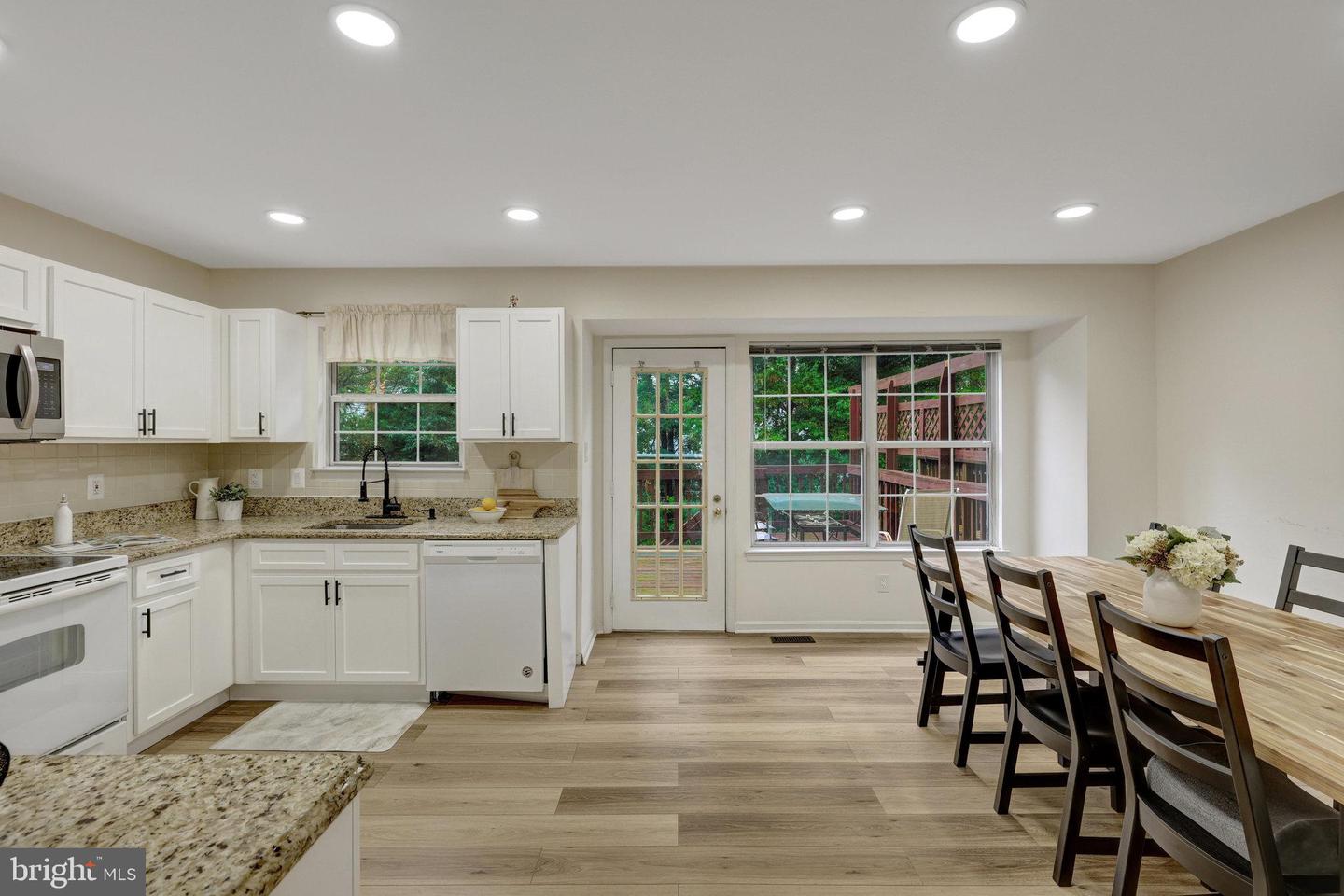 21850 GOLDSTONE TER, STERLING, Virginia 20164, 3 Bedrooms Bedrooms, ,2 BathroomsBathrooms,Residential,For sale,21850 GOLDSTONE TER,VALO2096668 MLS # VALO2096668