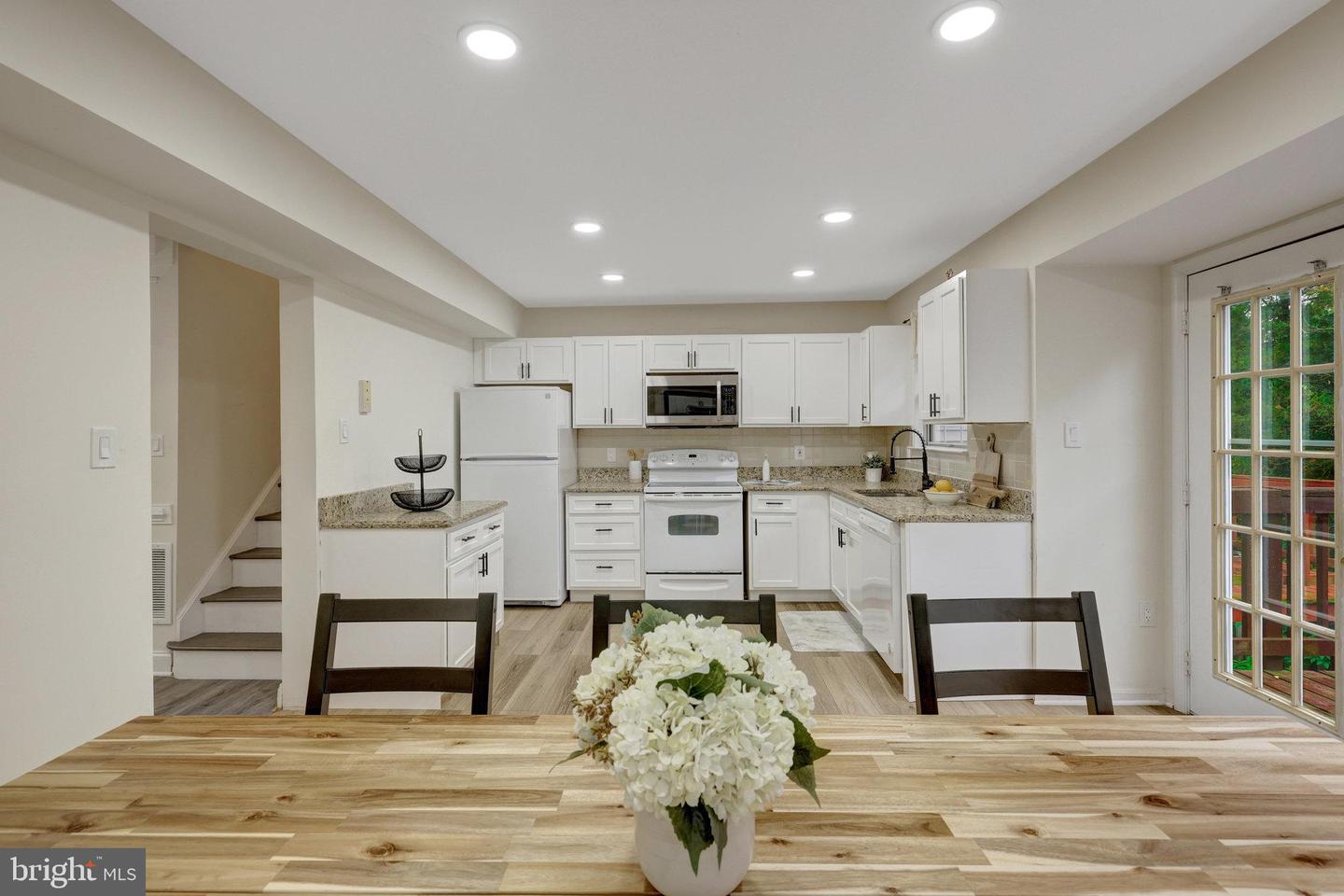 21850 GOLDSTONE TER, STERLING, Virginia 20164, 3 Bedrooms Bedrooms, ,2 BathroomsBathrooms,Residential,For sale,21850 GOLDSTONE TER,VALO2096668 MLS # VALO2096668
