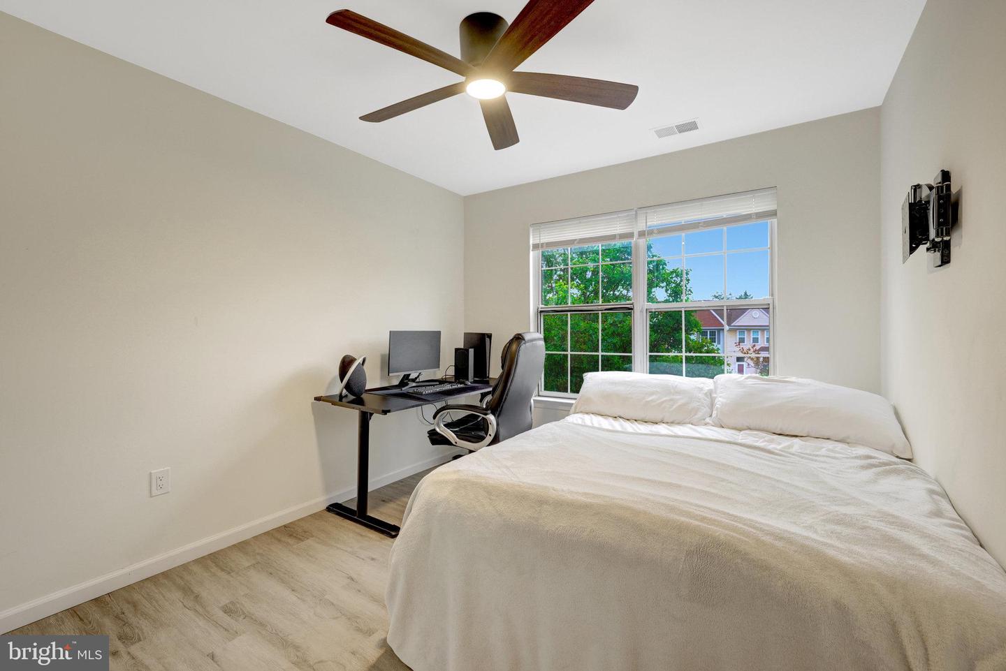 21850 GOLDSTONE TER, STERLING, Virginia 20164, 3 Bedrooms Bedrooms, ,2 BathroomsBathrooms,Residential,For sale,21850 GOLDSTONE TER,VALO2096668 MLS # VALO2096668