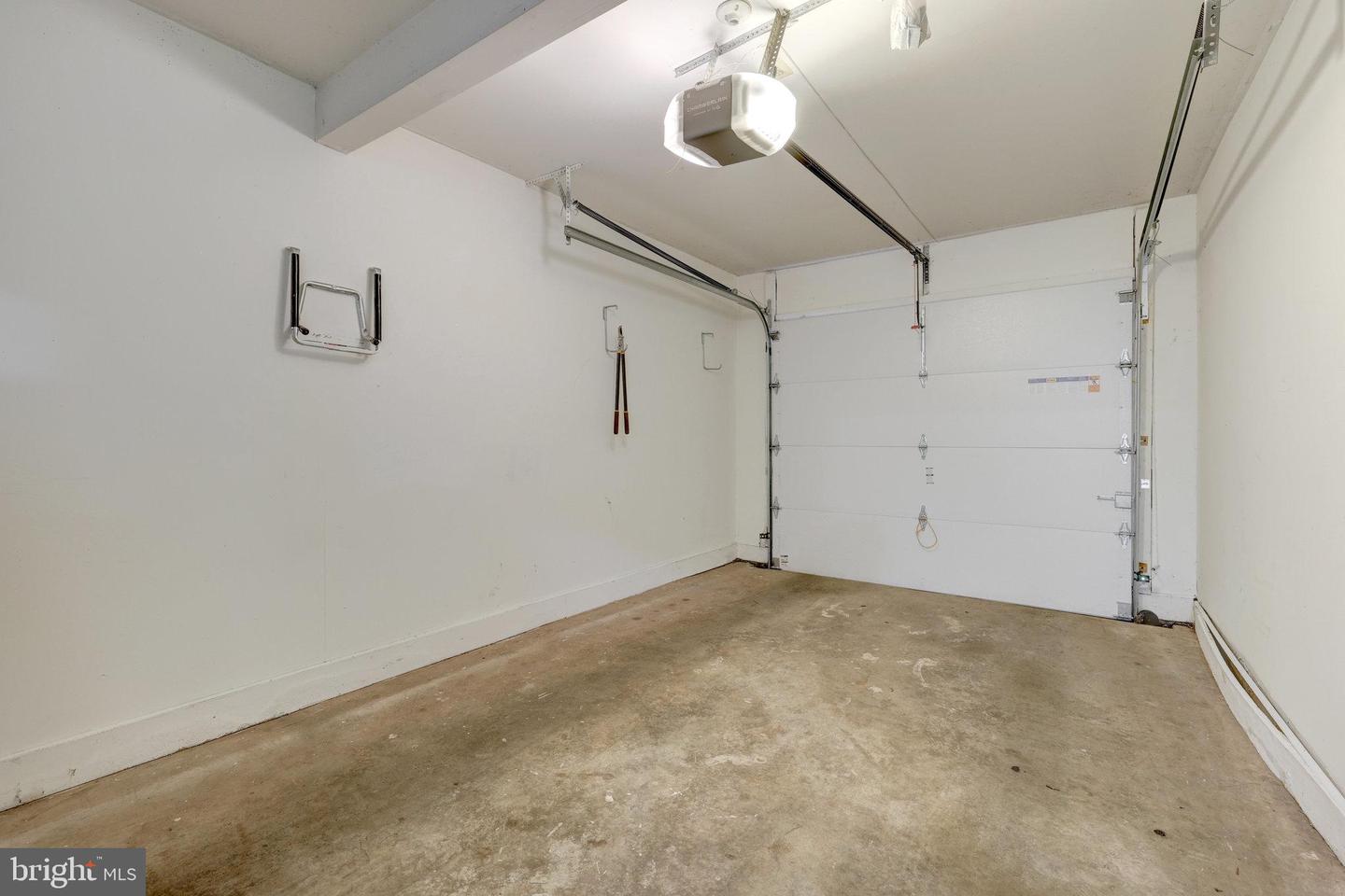 21850 GOLDSTONE TER, STERLING, Virginia 20164, 3 Bedrooms Bedrooms, ,2 BathroomsBathrooms,Residential,For sale,21850 GOLDSTONE TER,VALO2096668 MLS # VALO2096668