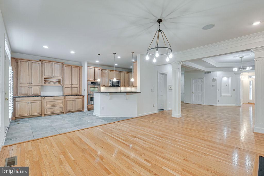 47639 PAULSEN SQ, STERLING, Virginia 20165, 4 Bedrooms Bedrooms, ,4 BathroomsBathrooms,Residential,For sale,47639 PAULSEN SQ,VALO2096688 MLS # VALO2096688