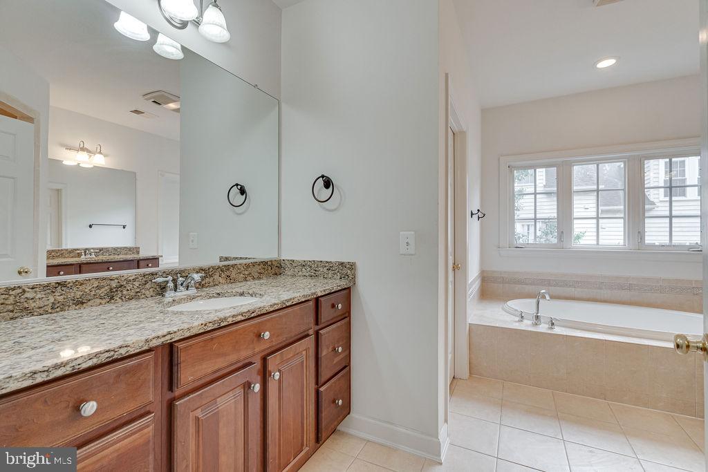 47639 PAULSEN SQ, STERLING, Virginia 20165, 4 Bedrooms Bedrooms, ,4 BathroomsBathrooms,Residential,For sale,47639 PAULSEN SQ,VALO2096688 MLS # VALO2096688