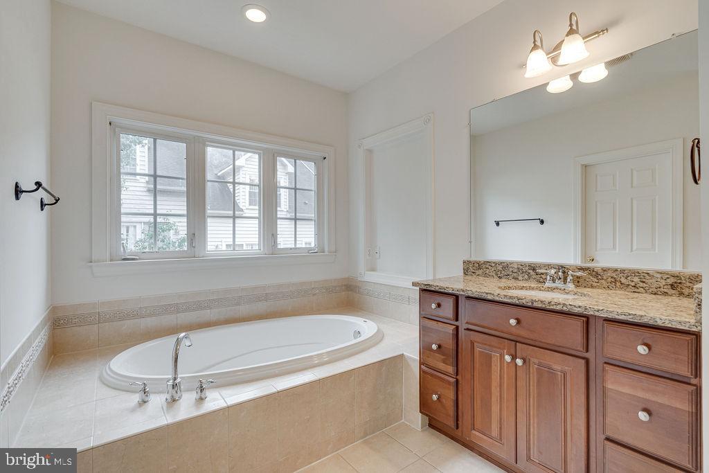 47639 PAULSEN SQ, STERLING, Virginia 20165, 4 Bedrooms Bedrooms, ,4 BathroomsBathrooms,Residential,For sale,47639 PAULSEN SQ,VALO2096688 MLS # VALO2096688