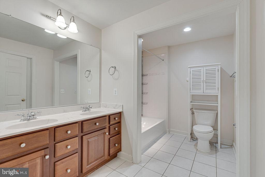 47639 PAULSEN SQ, STERLING, Virginia 20165, 4 Bedrooms Bedrooms, ,4 BathroomsBathrooms,Residential,For sale,47639 PAULSEN SQ,VALO2096688 MLS # VALO2096688
