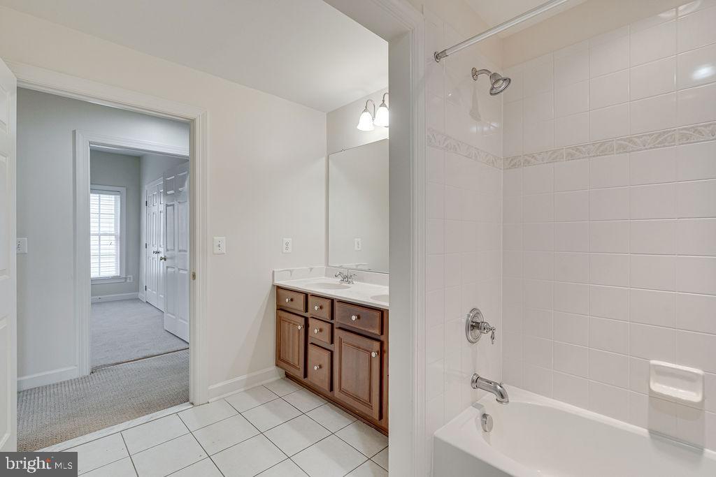 47639 PAULSEN SQ, STERLING, Virginia 20165, 4 Bedrooms Bedrooms, ,4 BathroomsBathrooms,Residential,For sale,47639 PAULSEN SQ,VALO2096688 MLS # VALO2096688