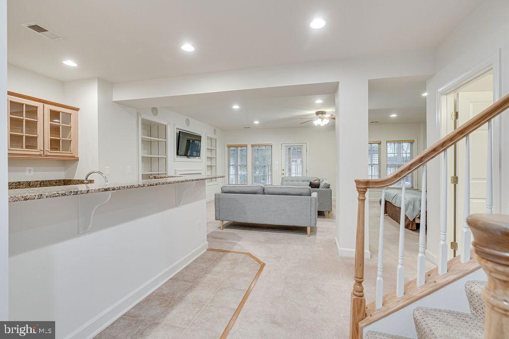 47639 PAULSEN SQ, STERLING, Virginia 20165, 4 Bedrooms Bedrooms, ,4 BathroomsBathrooms,Residential,For sale,47639 PAULSEN SQ,VALO2096688 MLS # VALO2096688