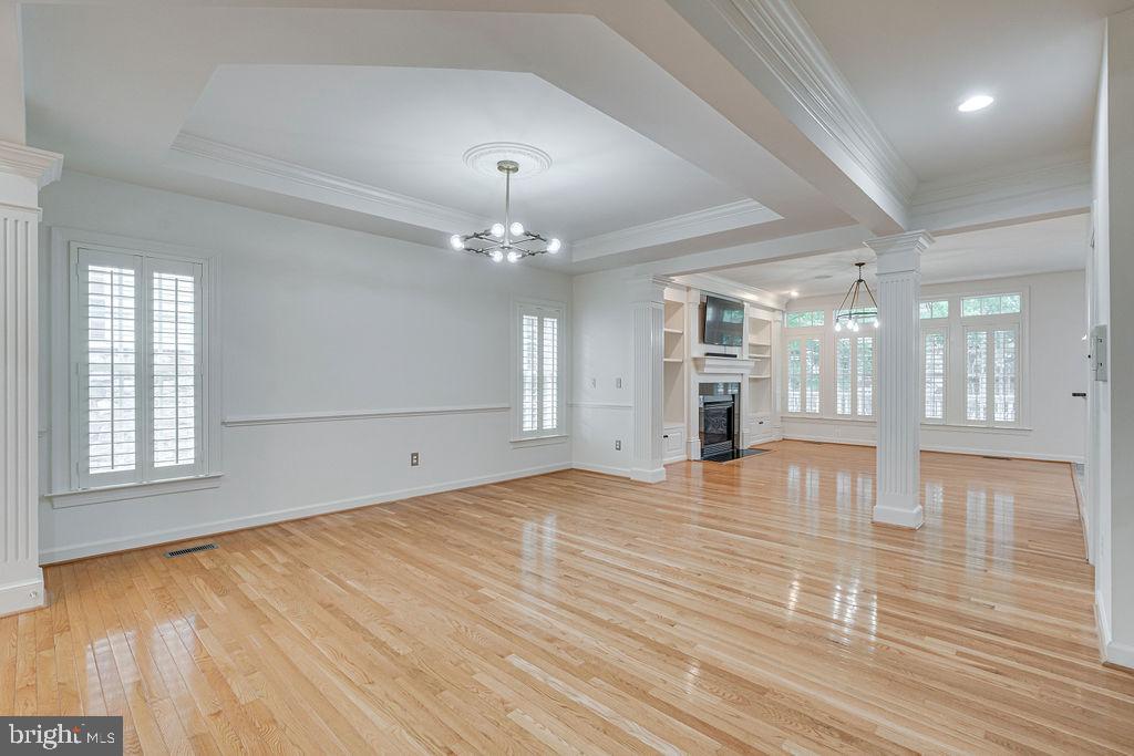 47639 PAULSEN SQ, STERLING, Virginia 20165, 4 Bedrooms Bedrooms, ,4 BathroomsBathrooms,Residential,For sale,47639 PAULSEN SQ,VALO2096688 MLS # VALO2096688