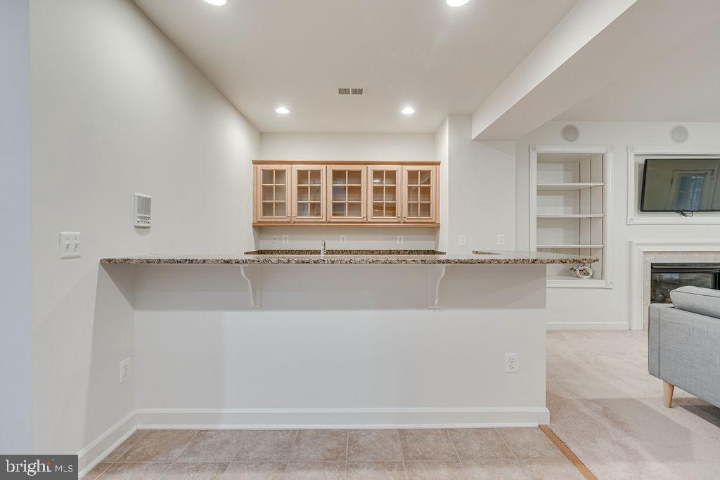 47639 PAULSEN SQ, STERLING, Virginia 20165, 4 Bedrooms Bedrooms, ,4 BathroomsBathrooms,Residential,For sale,47639 PAULSEN SQ,VALO2096688 MLS # VALO2096688