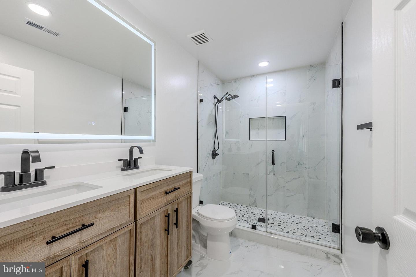 8601 FORT DR, MANASSAS, Virginia 20110, 5 Bedrooms Bedrooms, ,3 BathroomsBathrooms,Residential,For sale,8601 FORT DR,VAMN2008348 MLS # VAMN2008348