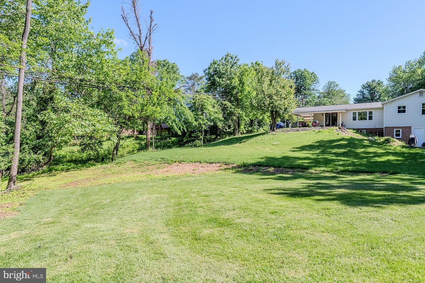 8601 FORT DR, MANASSAS, Virginia 20110, 5 Bedrooms Bedrooms, ,3 BathroomsBathrooms,Residential,For sale,8601 FORT DR,VAMN2008348 MLS # VAMN2008348