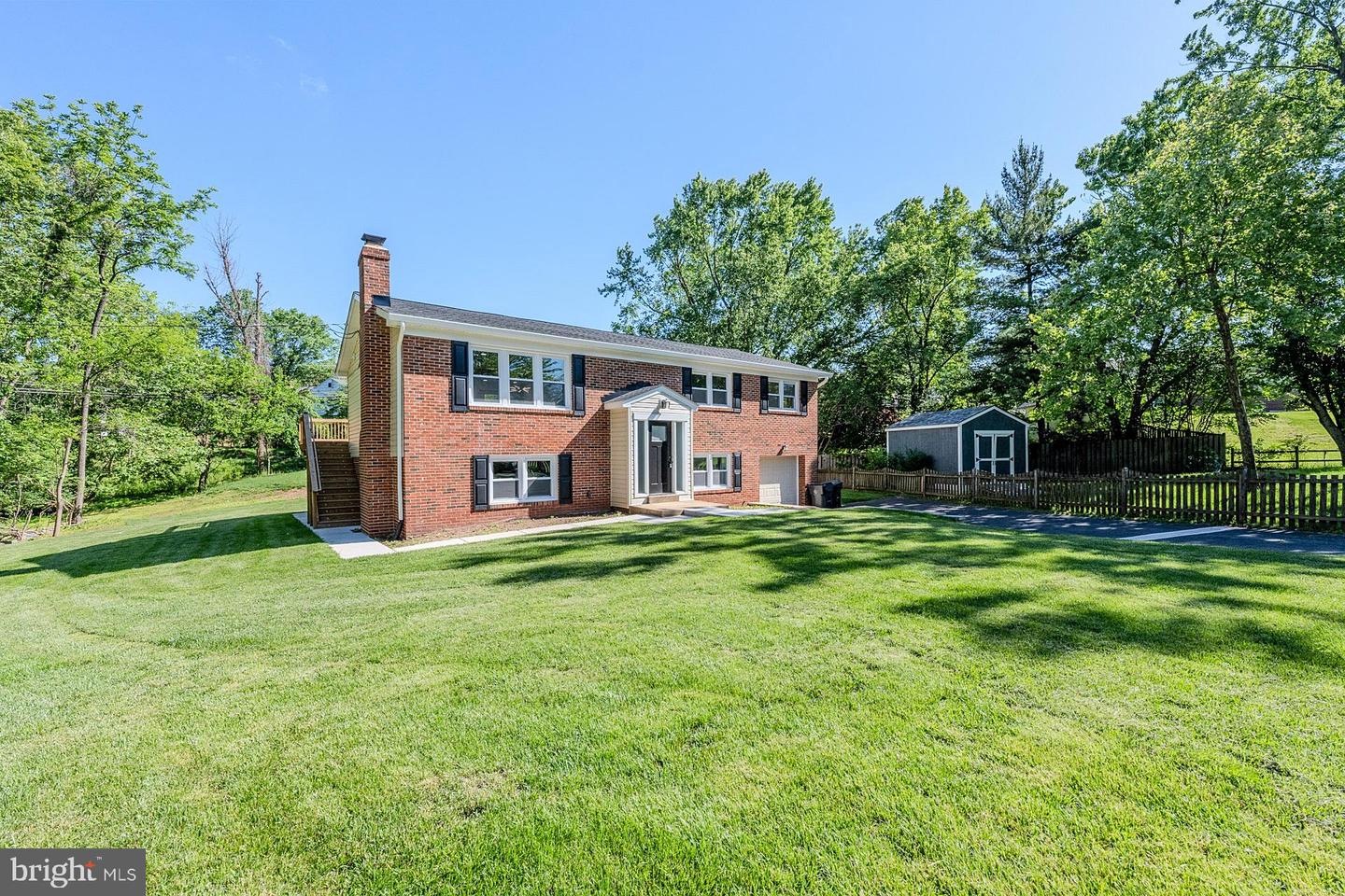 8601 FORT DR, MANASSAS, Virginia 20110, 5 Bedrooms Bedrooms, ,3 BathroomsBathrooms,Residential,For sale,8601 FORT DR,VAMN2008348 MLS # VAMN2008348
