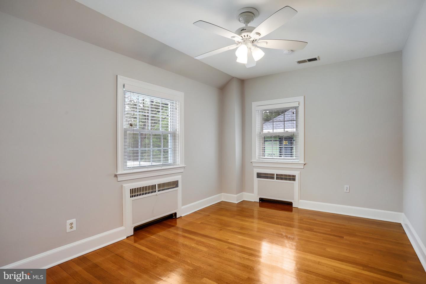 2739 CHESAPEAKE ST NW, WASHINGTON, District Of Columbia 20008, 5 Bedrooms Bedrooms, ,5 BathroomsBathrooms,Residential,For sale,2739 CHESAPEAKE ST NW,DCDC2201144 MLS # DCDC2201144
