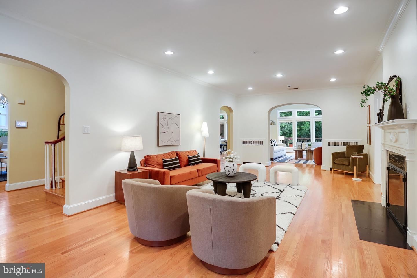 2739 CHESAPEAKE ST NW, WASHINGTON, District Of Columbia 20008, 5 Bedrooms Bedrooms, ,5 BathroomsBathrooms,Residential,For sale,2739 CHESAPEAKE ST NW,DCDC2201144 MLS # DCDC2201144