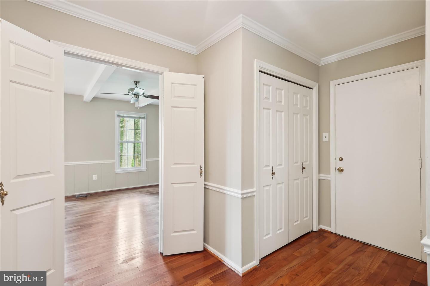 10007 MARSHALL POND RD, BURKE, Virginia 22015, 4 Bedrooms Bedrooms, ,2 BathroomsBathrooms,Residential,For sale,10007 MARSHALL POND RD,VAFX2241538 MLS # VAFX2241538
