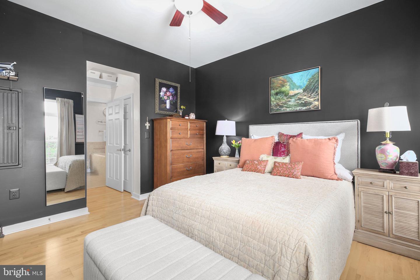 810 BELMONT BAY DR #303, WOODBRIDGE, Virginia 22191, 1 Bedroom Bedrooms, ,1 BathroomBathrooms,Residential,For sale,810 BELMONT BAY DR #303,VAPW2094960 MLS # VAPW2094960
