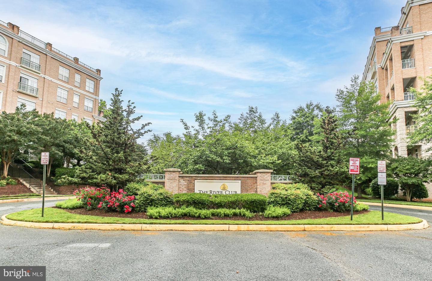 810 BELMONT BAY DR #303, WOODBRIDGE, Virginia 22191, 1 Bedroom Bedrooms, ,1 BathroomBathrooms,Residential,For sale,810 BELMONT BAY DR #303,VAPW2094960 MLS # VAPW2094960