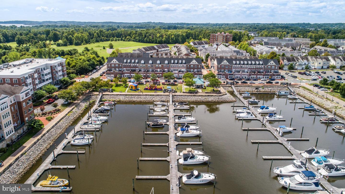 810 BELMONT BAY DR #303, WOODBRIDGE, Virginia 22191, 1 Bedroom Bedrooms, ,1 BathroomBathrooms,Residential,For sale,810 BELMONT BAY DR #303,VAPW2094960 MLS # VAPW2094960