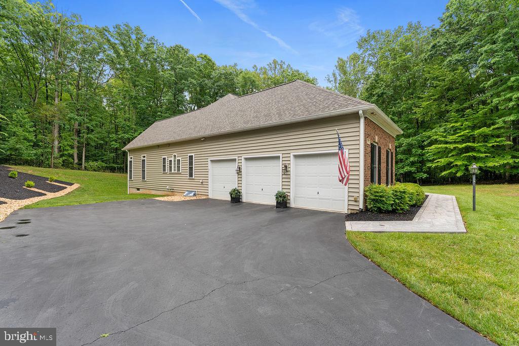 7308 GLENHAVEN DR, FREDERICKSBURG, Virginia 22407, 5 Bedrooms Bedrooms, ,3 BathroomsBathrooms,Residential,For sale,7308 GLENHAVEN DR,VASP2033220 MLS # VASP2033220