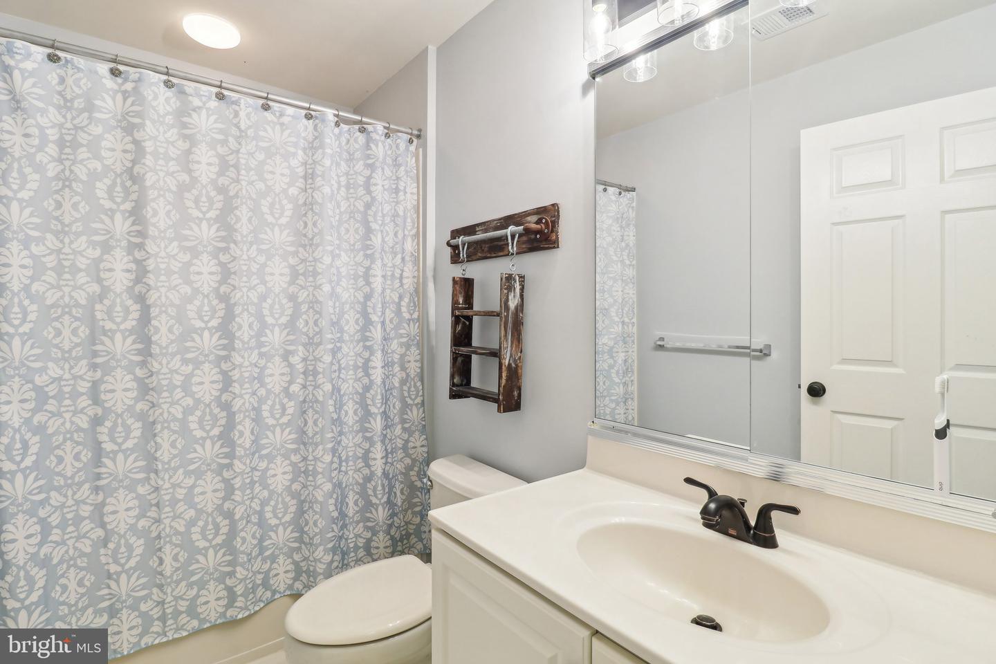 20149 BANDON DUNES CT, ASHBURN, Virginia 20147, 4 Bedrooms Bedrooms, ,3 BathroomsBathrooms,Residential,For sale,20149 BANDON DUNES CT,VALO2096822 MLS # VALO2096822