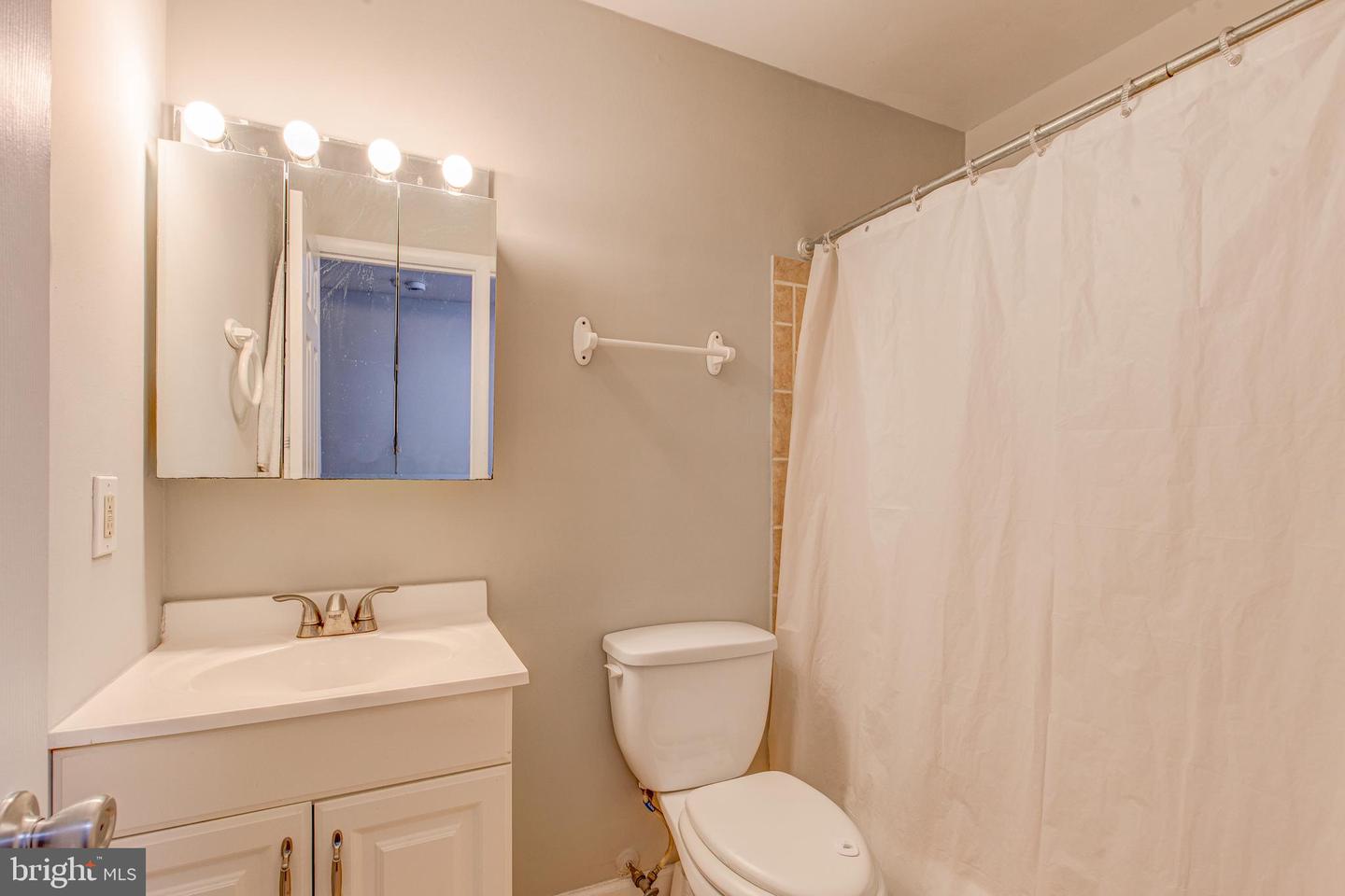 15013 CARDIN PL, WOODBRIDGE, Virginia 22193, 3 Bedrooms Bedrooms, ,2 BathroomsBathrooms,Residential,For sale,15013 CARDIN PL,VAPW2095004 MLS # VAPW2095004