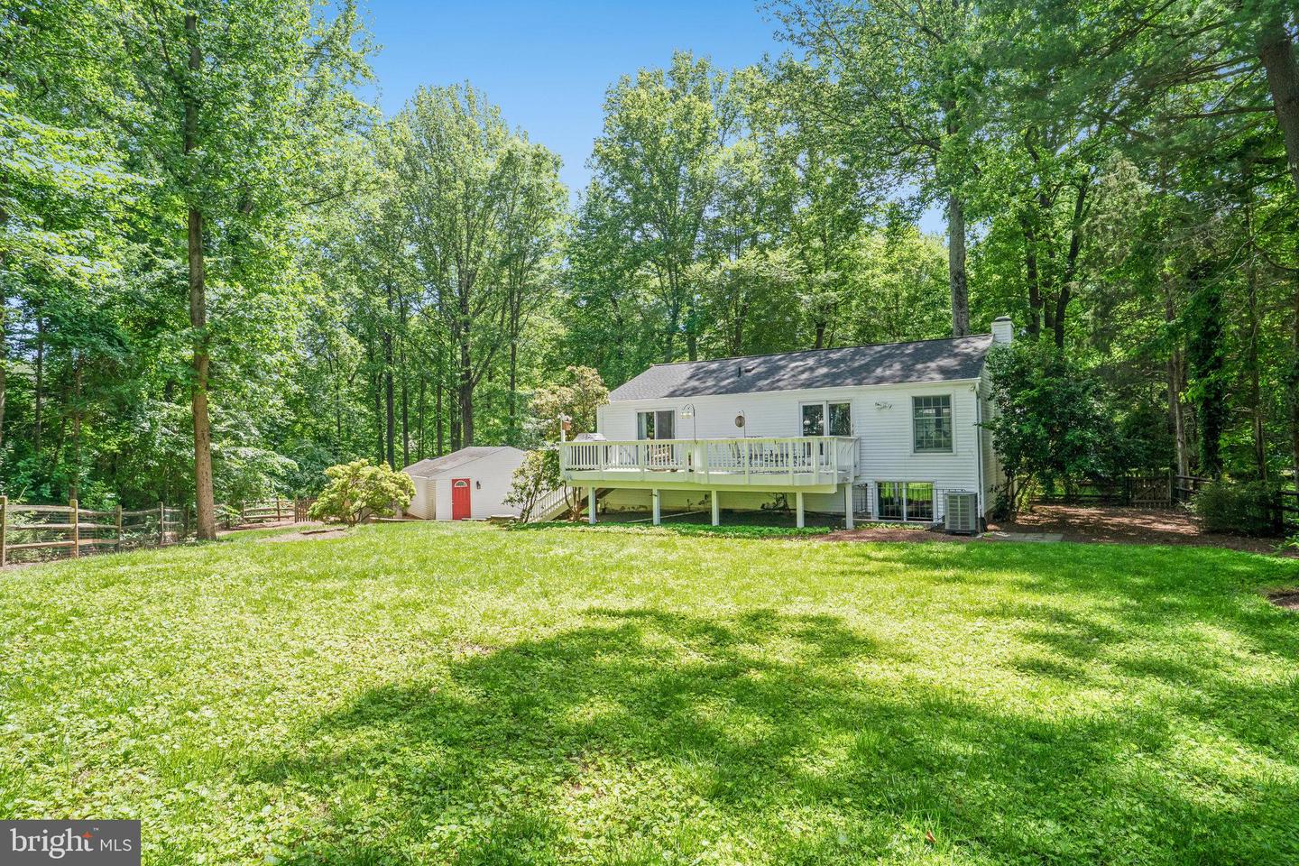 11921 APPLING VALLEY RD, FAIRFAX, Virginia 22030, 4 Bedrooms Bedrooms, ,2 BathroomsBathrooms,Residential,For sale,11921 APPLING VALLEY RD,VAFX2241772 MLS # VAFX2241772