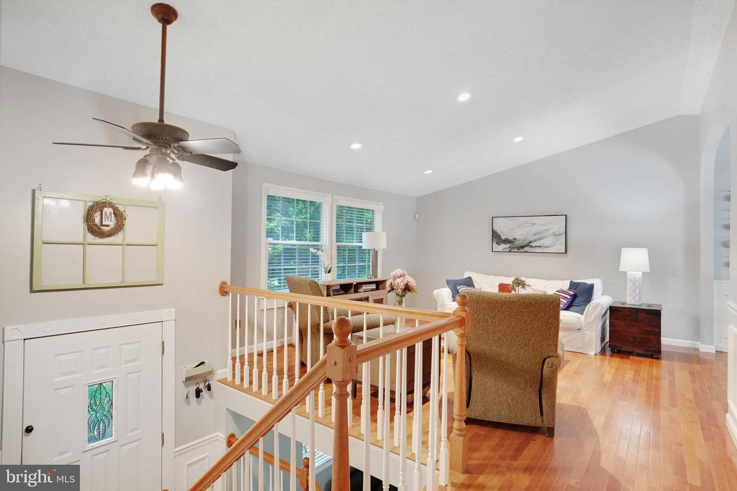 11921 APPLING VALLEY RD, FAIRFAX, Virginia 22030, 4 Bedrooms Bedrooms, ,2 BathroomsBathrooms,Residential,For sale,11921 APPLING VALLEY RD,VAFX2241772 MLS # VAFX2241772