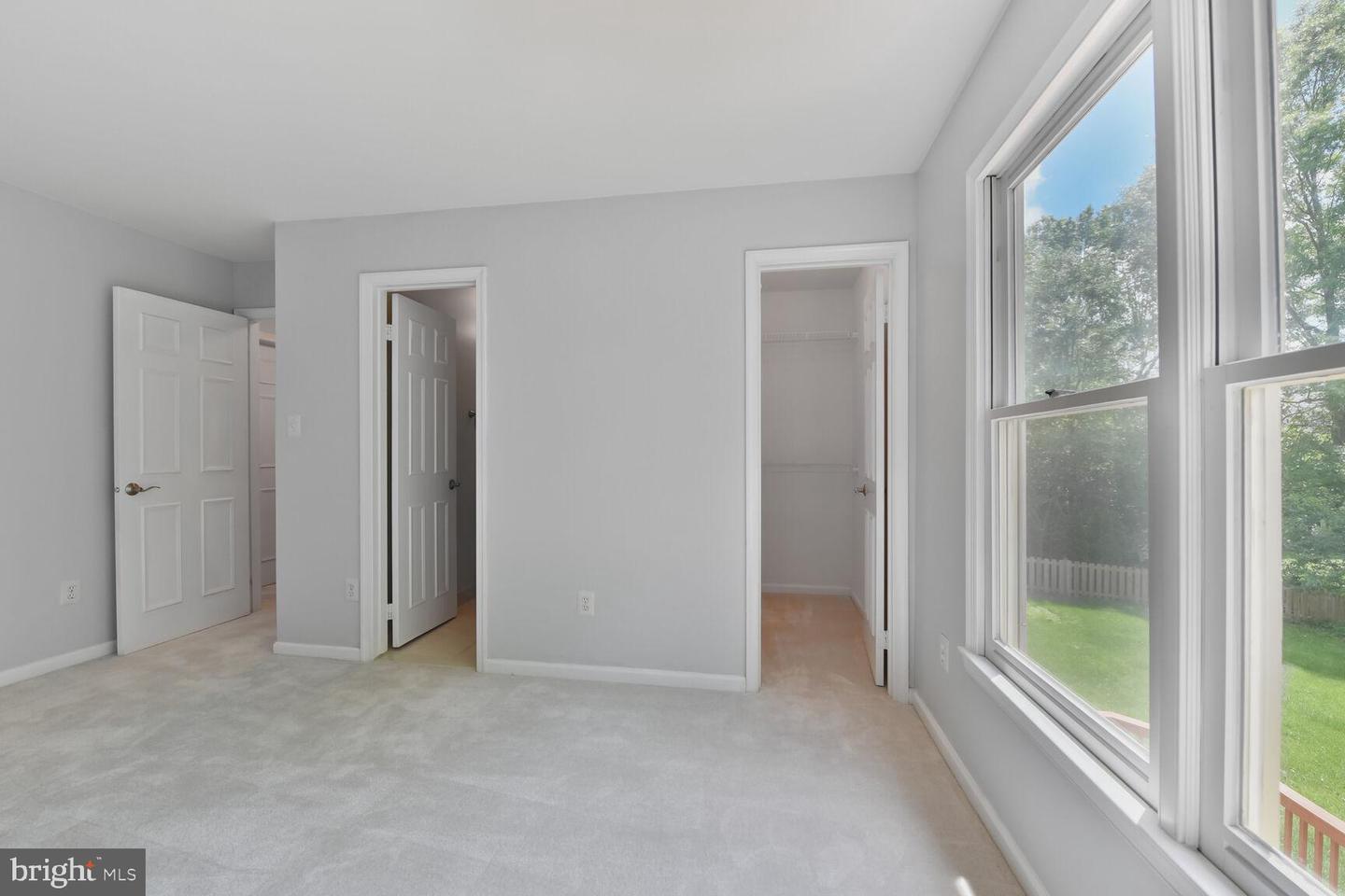 3414 HIDDEN MEADOW DR, FAIRFAX, Virginia 22033, 5 Bedrooms Bedrooms, ,4 BathroomsBathrooms,Residential,For sale,3414 HIDDEN MEADOW DR,VAFX2241774 MLS # VAFX2241774