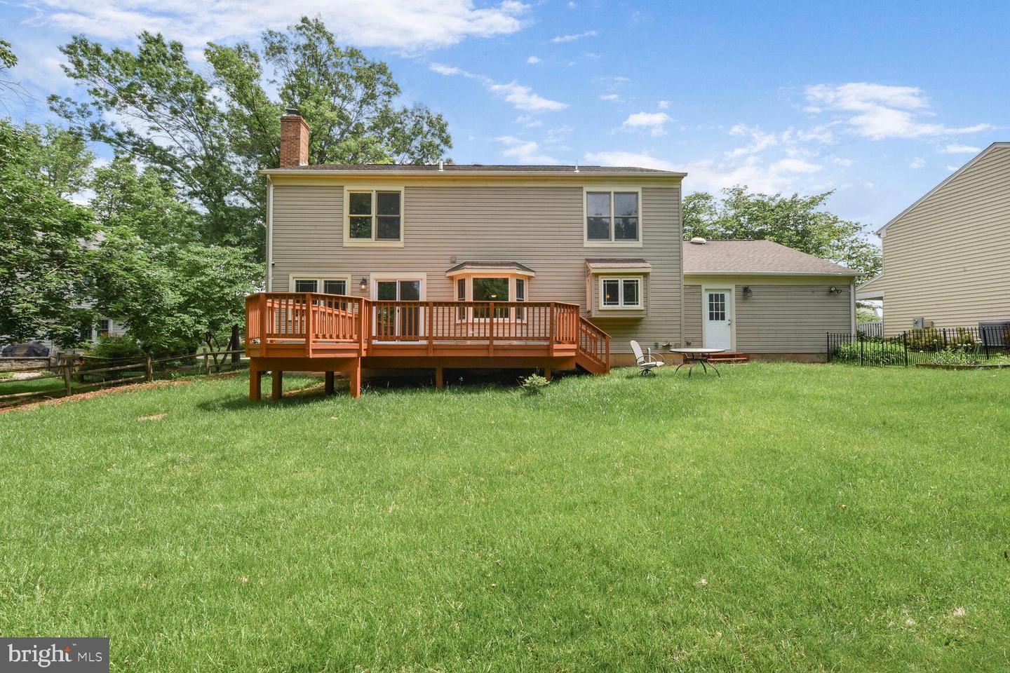 3414 HIDDEN MEADOW DR, FAIRFAX, Virginia 22033, 5 Bedrooms Bedrooms, ,4 BathroomsBathrooms,Residential,For sale,3414 HIDDEN MEADOW DR,VAFX2241774 MLS # VAFX2241774