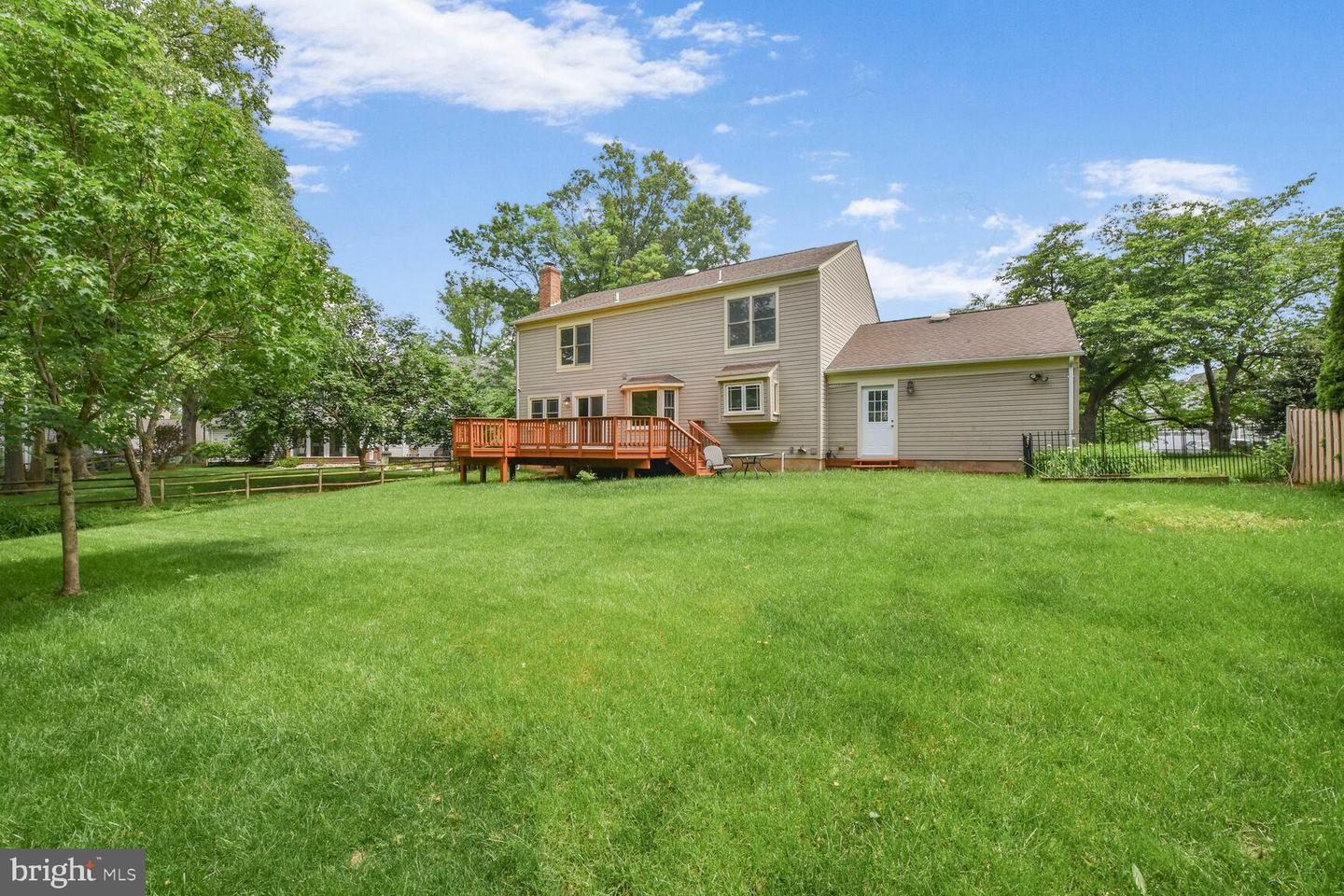 3414 HIDDEN MEADOW DR, FAIRFAX, Virginia 22033, 5 Bedrooms Bedrooms, ,4 BathroomsBathrooms,Residential,For sale,3414 HIDDEN MEADOW DR,VAFX2241774 MLS # VAFX2241774