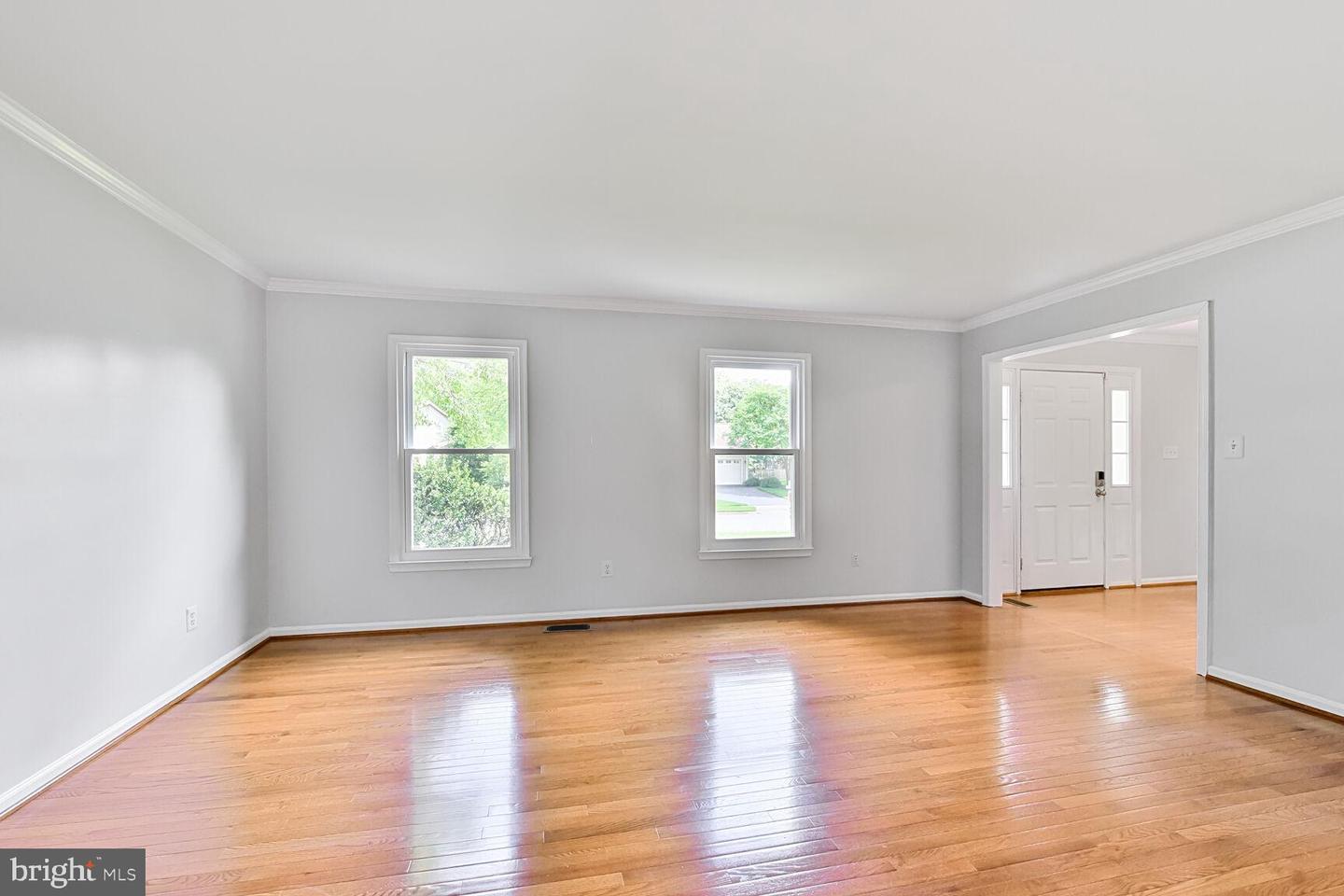 3414 HIDDEN MEADOW DR, FAIRFAX, Virginia 22033, 5 Bedrooms Bedrooms, ,4 BathroomsBathrooms,Residential,For sale,3414 HIDDEN MEADOW DR,VAFX2241774 MLS # VAFX2241774