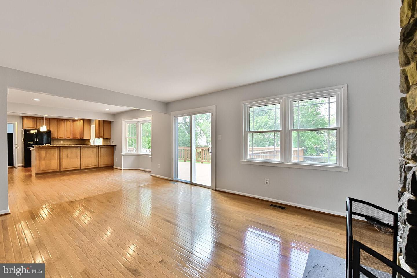 3414 HIDDEN MEADOW DR, FAIRFAX, Virginia 22033, 5 Bedrooms Bedrooms, ,4 BathroomsBathrooms,Residential,For sale,3414 HIDDEN MEADOW DR,VAFX2241774 MLS # VAFX2241774