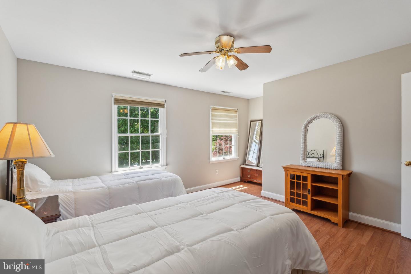 7708 CASTLEBURY CT, WARRENTON, Virginia 20186, 3 Bedrooms Bedrooms, ,2 BathroomsBathrooms,Residential,For sale,7708 CASTLEBURY CT,VAFQ2016668 MLS # VAFQ2016668