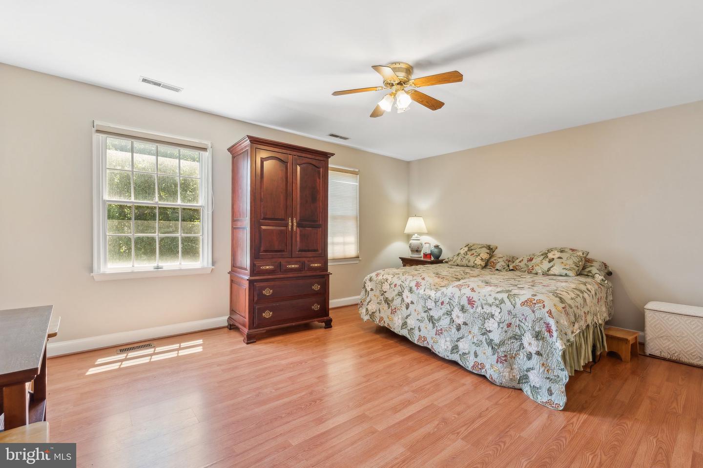 7708 CASTLEBURY CT, WARRENTON, Virginia 20186, 3 Bedrooms Bedrooms, ,2 BathroomsBathrooms,Residential,For sale,7708 CASTLEBURY CT,VAFQ2016668 MLS # VAFQ2016668