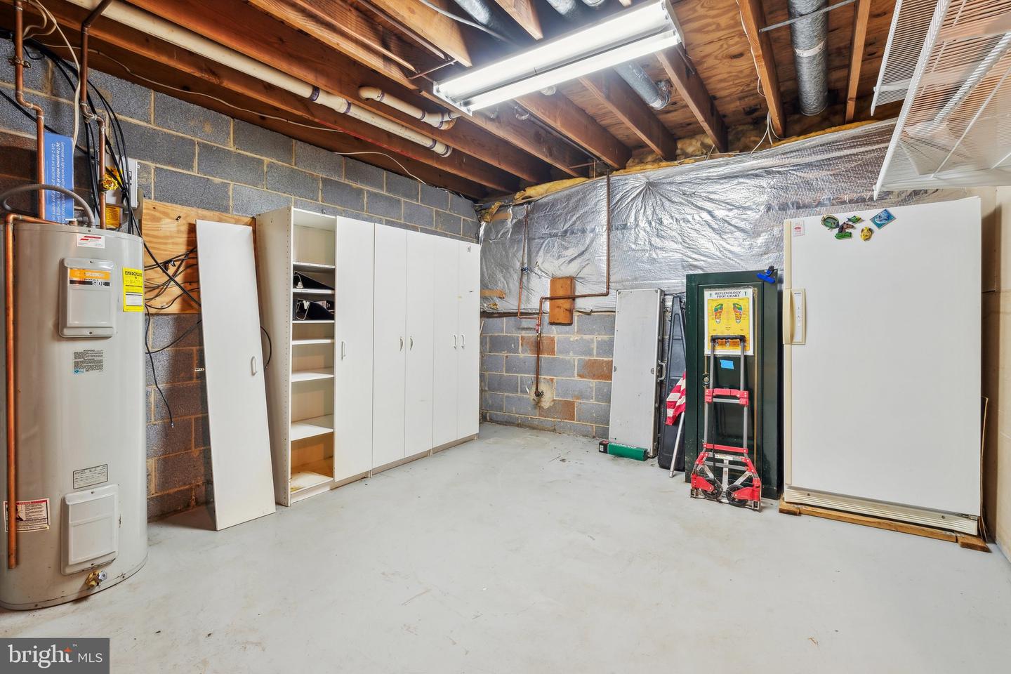 7708 CASTLEBURY CT, WARRENTON, Virginia 20186, 3 Bedrooms Bedrooms, ,2 BathroomsBathrooms,Residential,For sale,7708 CASTLEBURY CT,VAFQ2016668 MLS # VAFQ2016668