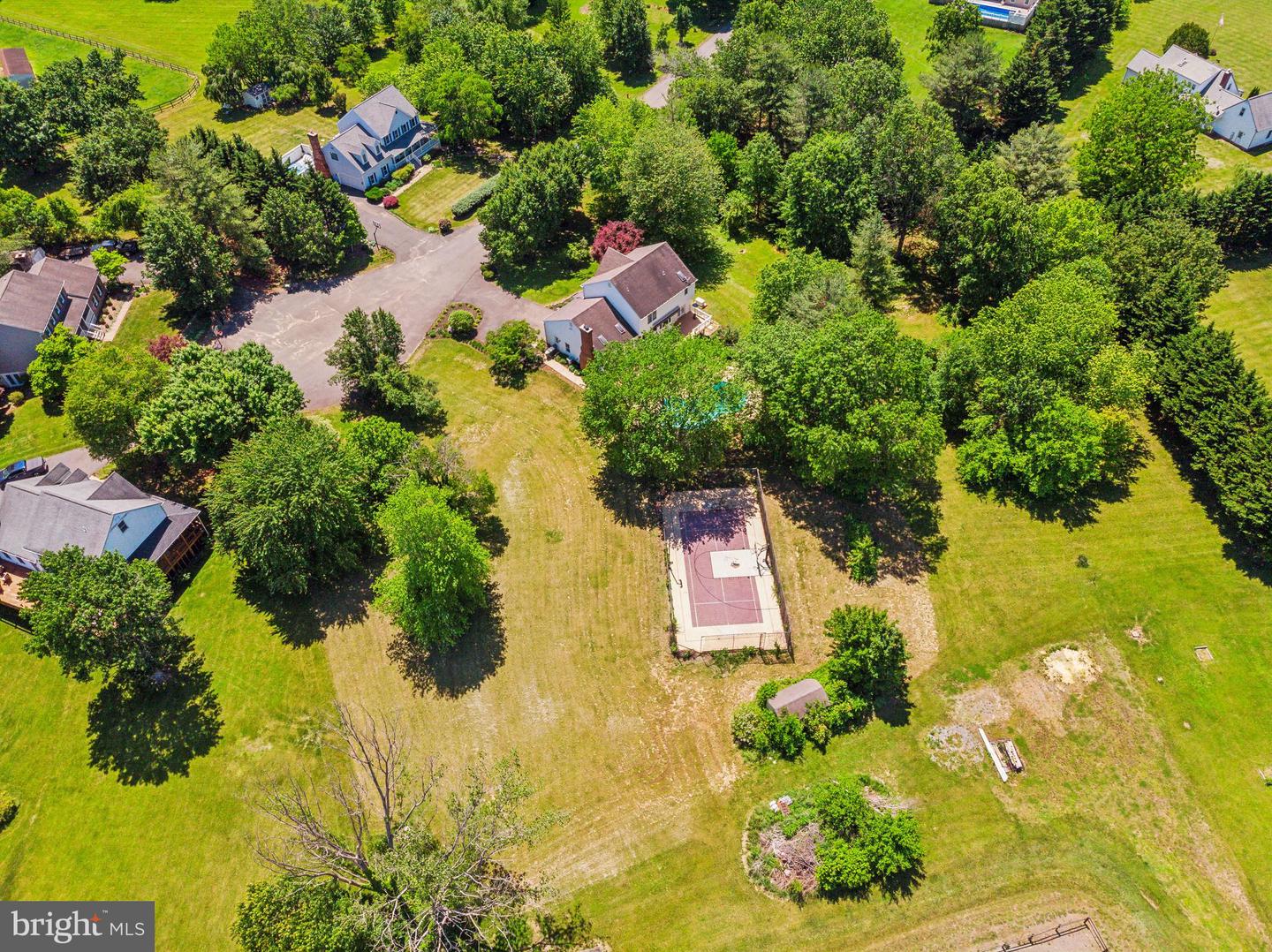 7708 CASTLEBURY CT, WARRENTON, Virginia 20186, 3 Bedrooms Bedrooms, ,2 BathroomsBathrooms,Residential,For sale,7708 CASTLEBURY CT,VAFQ2016668 MLS # VAFQ2016668