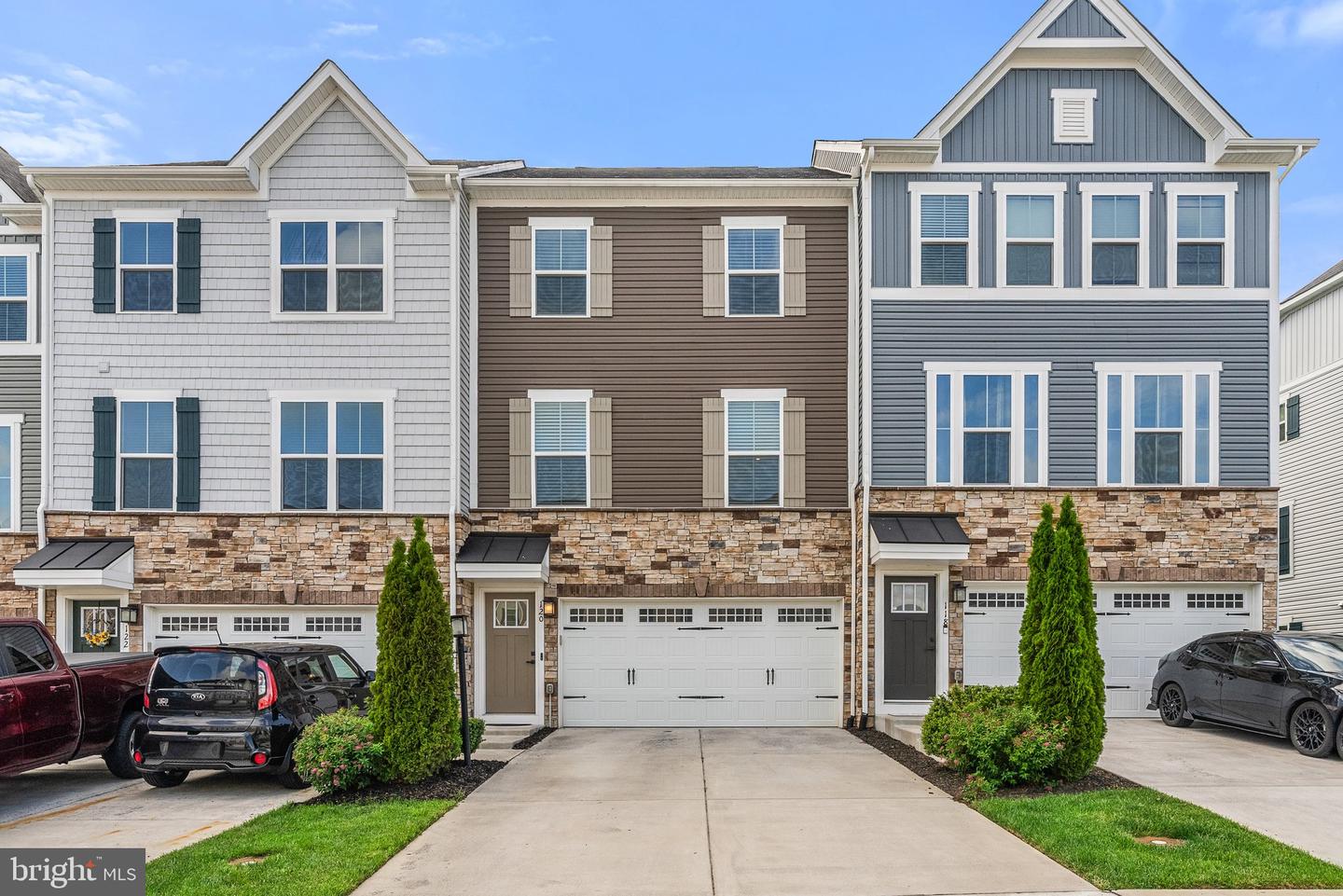 120 BAYHILL TER, LAKE FREDERICK, Virginia 22630, 3 Bedrooms Bedrooms, ,2 BathroomsBathrooms,Residential,For sale,120 BAYHILL TER,VAFV2034244 MLS # VAFV2034244