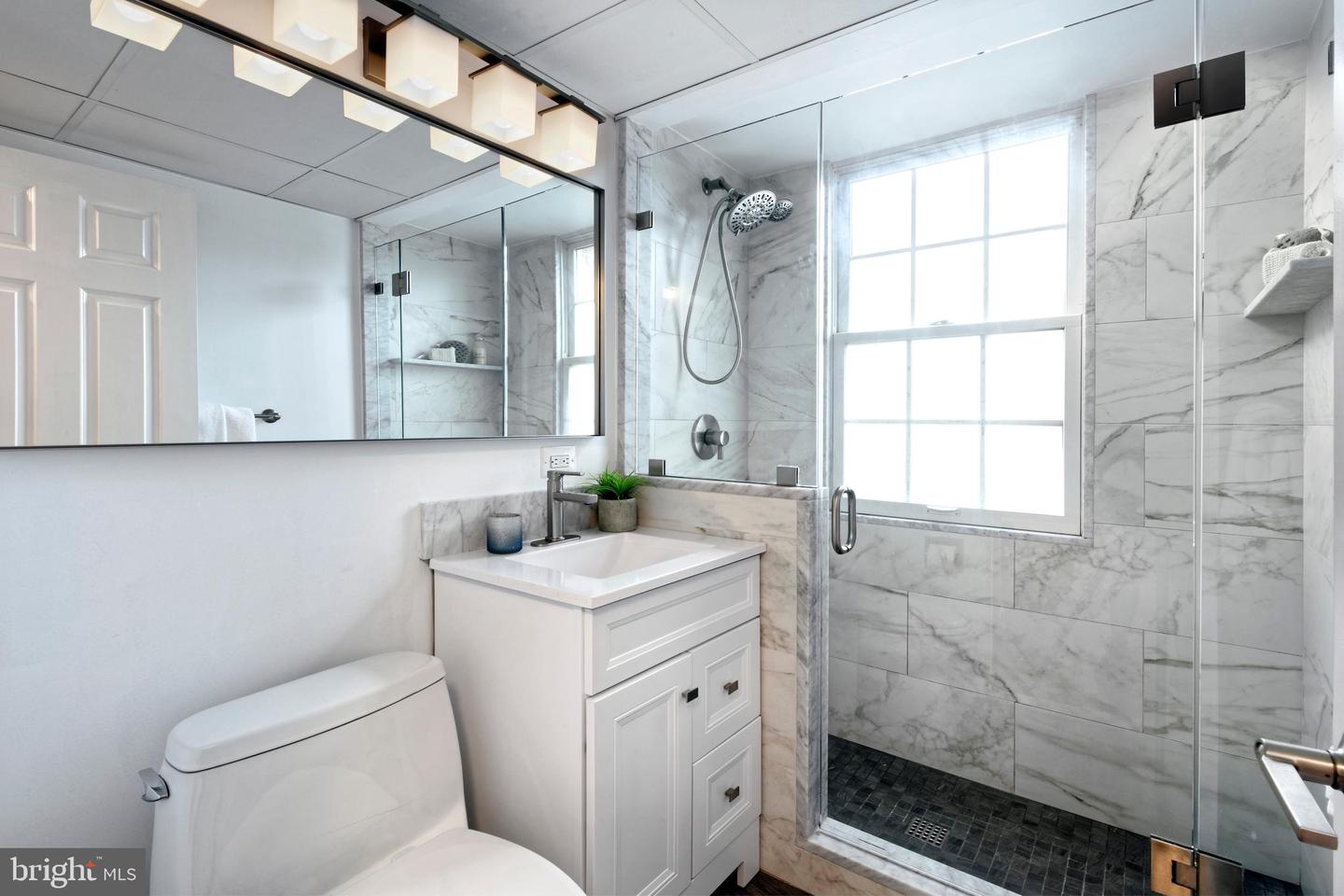 1107 N PITT ST #1B, ALEXANDRIA, Virginia 22314, 1 Bedroom Bedrooms, ,1 BathroomBathrooms,Residential,For sale,1107 N PITT ST #1B,VAAX2045496 MLS # VAAX2045496