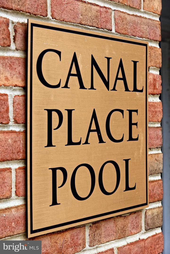 1107 N PITT ST #1B, ALEXANDRIA, Virginia 22314, 1 Bedroom Bedrooms, ,1 BathroomBathrooms,Residential,For sale,1107 N PITT ST #1B,VAAX2045496 MLS # VAAX2045496