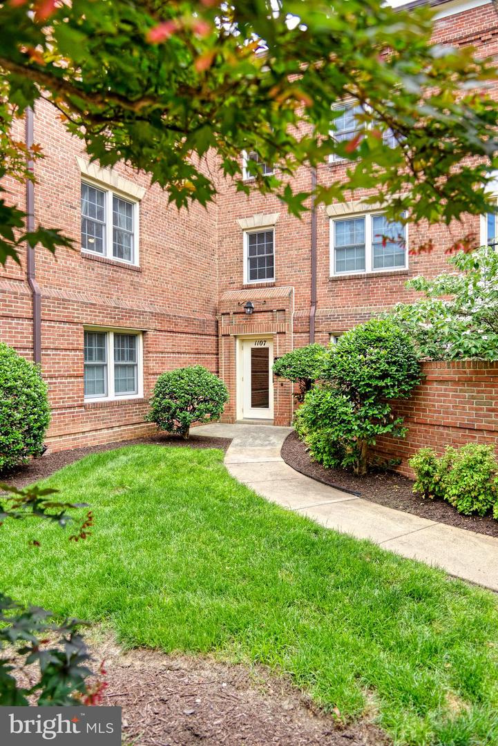 1107 N PITT ST #1B, ALEXANDRIA, Virginia 22314, 1 Bedroom Bedrooms, ,1 BathroomBathrooms,Residential,For sale,1107 N PITT ST #1B,VAAX2045496 MLS # VAAX2045496