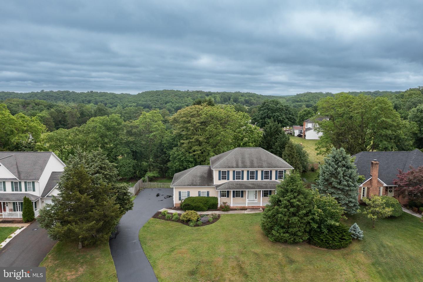 306 CANYON RD, WINCHESTER, Virginia 22602, 4 Bedrooms Bedrooms, ,2 BathroomsBathrooms,Residential,For sale,306 CANYON RD,VAFV2034266 MLS # VAFV2034266