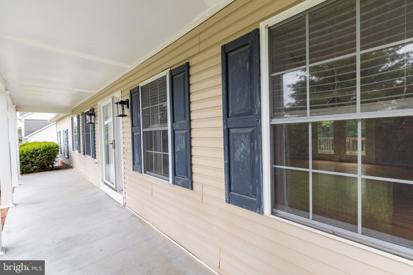306 CANYON RD, WINCHESTER, Virginia 22602, 4 Bedrooms Bedrooms, ,2 BathroomsBathrooms,Residential,For sale,306 CANYON RD,VAFV2034266 MLS # VAFV2034266