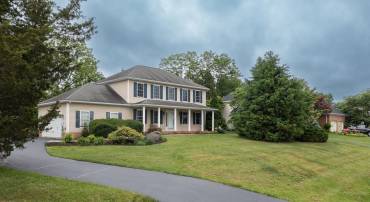 306 CANYON RD, WINCHESTER, Virginia 22602, 4 Bedrooms Bedrooms, ,2 BathroomsBathrooms,Residential,For sale,306 CANYON RD,VAFV2034266 MLS # VAFV2034266