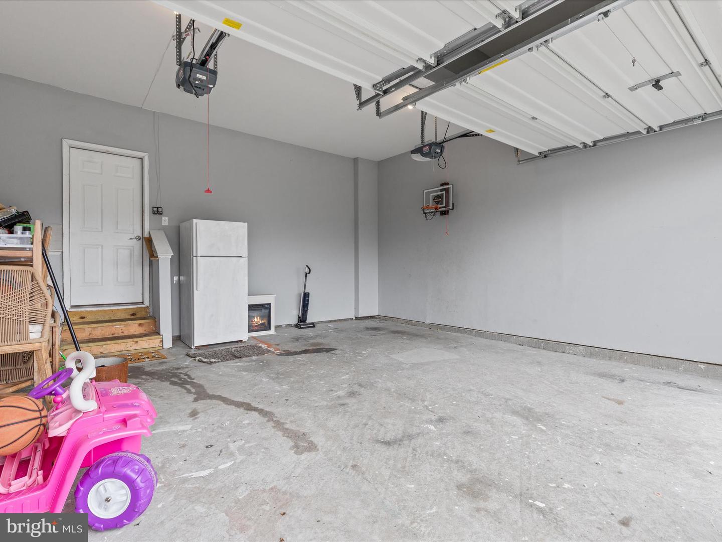 205 DARTMOOR DR, STEPHENS CITY, Virginia 22655, 5 Bedrooms Bedrooms, ,3 BathroomsBathrooms,Residential,For sale,205 DARTMOOR DR,VAFV2034270 MLS # VAFV2034270