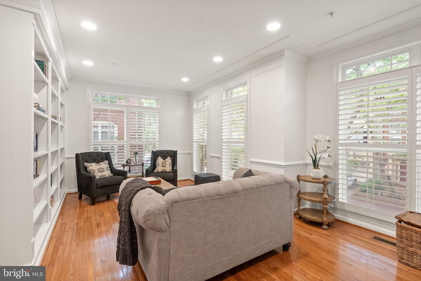 5263 COLONEL JOHNSON LN, ALEXANDRIA, Virginia 22304, 4 Bedrooms Bedrooms, ,3 BathroomsBathrooms,Residential,For sale,5263 COLONEL JOHNSON LN,VAAX2045498 MLS # VAAX2045498
