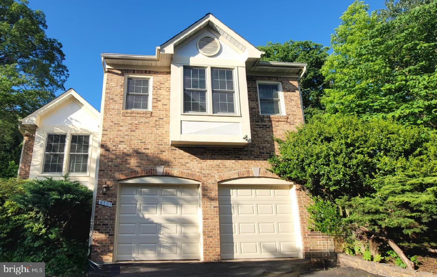 6501 LEGENDGATE PL, BURKE, Virginia 22015, 4 Bedrooms Bedrooms, ,3 BathroomsBathrooms,Residential,For sale,6501 LEGENDGATE PL,VAFX2241946 MLS # VAFX2241946