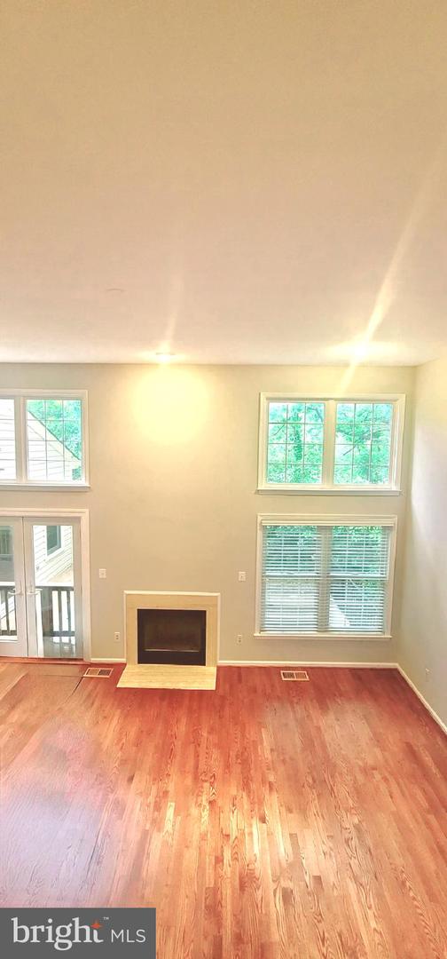 6501 LEGENDGATE PL, BURKE, Virginia 22015, 4 Bedrooms Bedrooms, ,3 BathroomsBathrooms,Residential,For sale,6501 LEGENDGATE PL,VAFX2241946 MLS # VAFX2241946