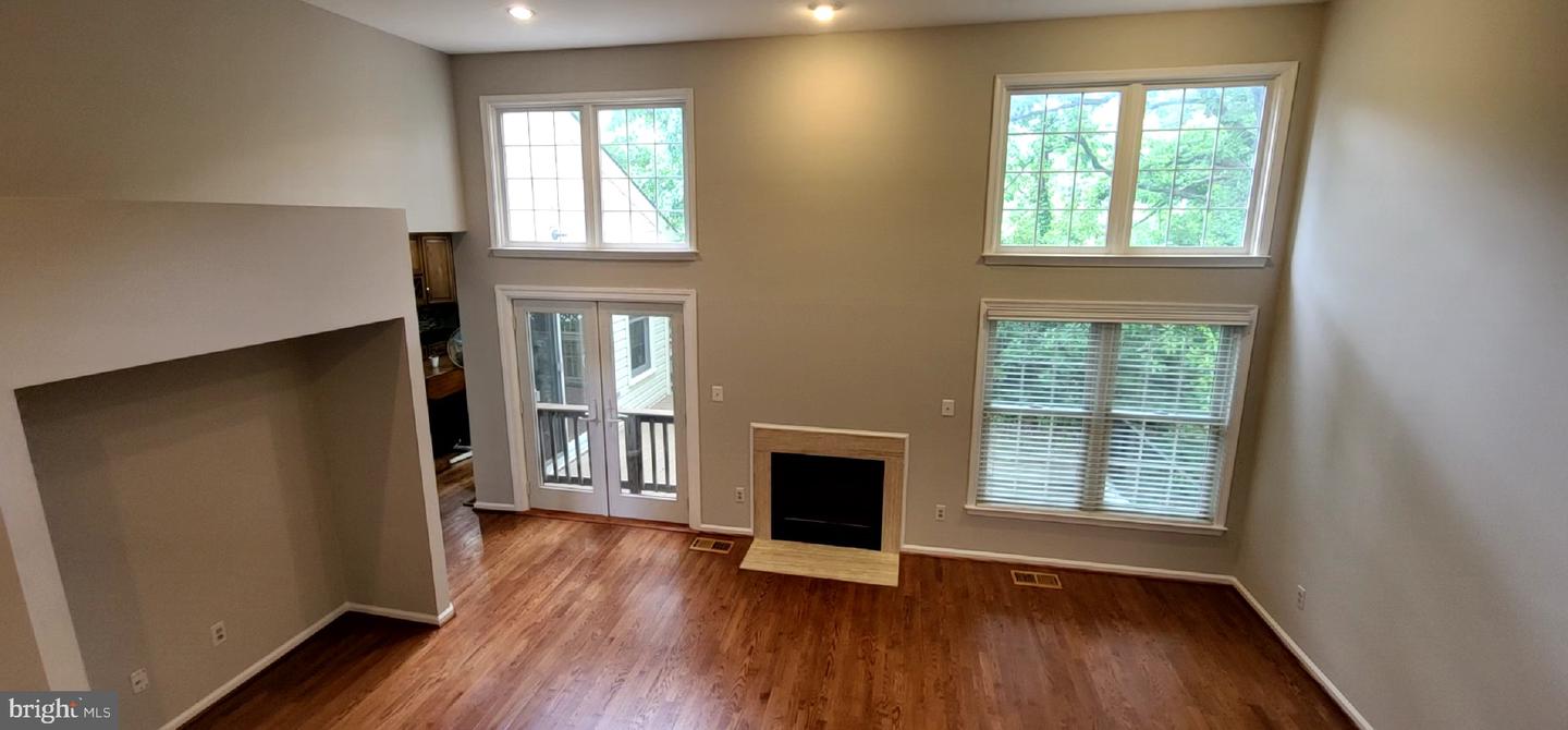 6501 LEGENDGATE PL, BURKE, Virginia 22015, 4 Bedrooms Bedrooms, ,3 BathroomsBathrooms,Residential,For sale,6501 LEGENDGATE PL,VAFX2241946 MLS # VAFX2241946