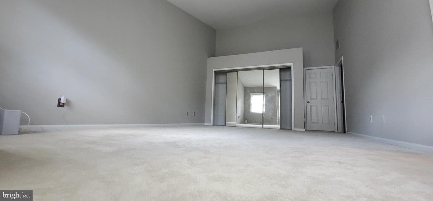6501 LEGENDGATE PL, BURKE, Virginia 22015, 4 Bedrooms Bedrooms, ,3 BathroomsBathrooms,Residential,For sale,6501 LEGENDGATE PL,VAFX2241946 MLS # VAFX2241946