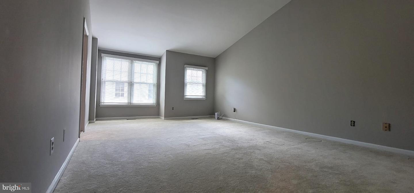 6501 LEGENDGATE PL, BURKE, Virginia 22015, 4 Bedrooms Bedrooms, ,3 BathroomsBathrooms,Residential,For sale,6501 LEGENDGATE PL,VAFX2241946 MLS # VAFX2241946